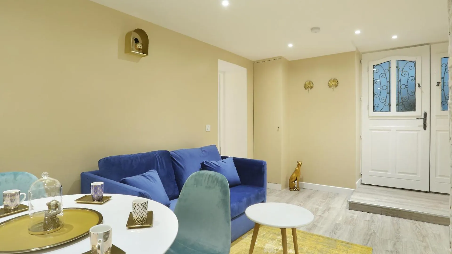 Apartment St Honoré Paris